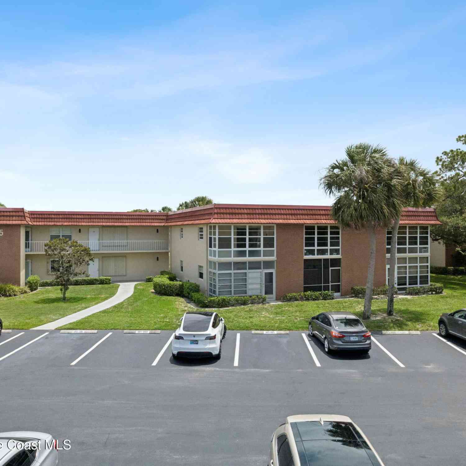 Condo For Sale - 105 Spring Lake Court #203<br/> Vero Beach, FL 32962