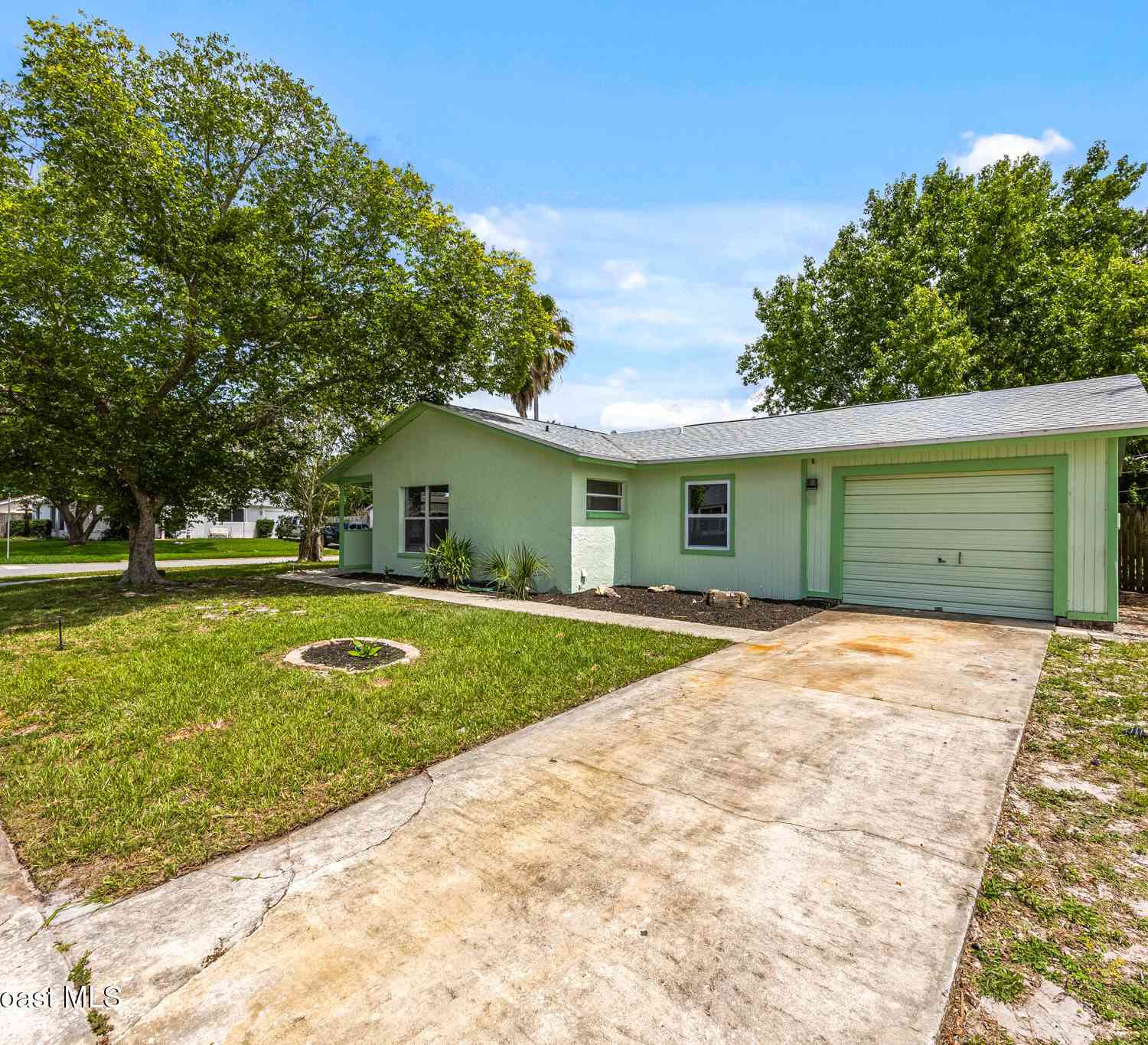 Homes For Sale - 2857 Pennington Place<br/> Melbourne, FL 32935