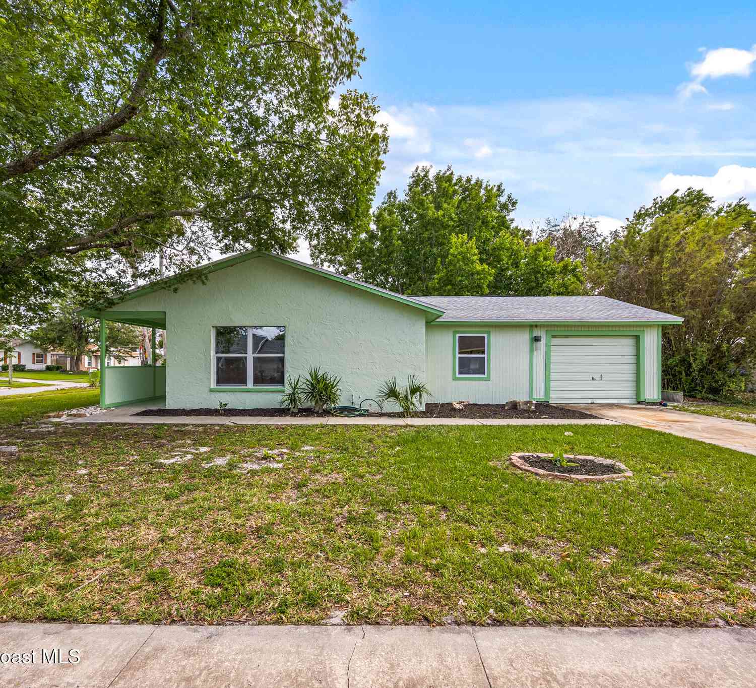 Homes For Sale - 2857 Pennington Place<br/> Melbourne, FL 32935