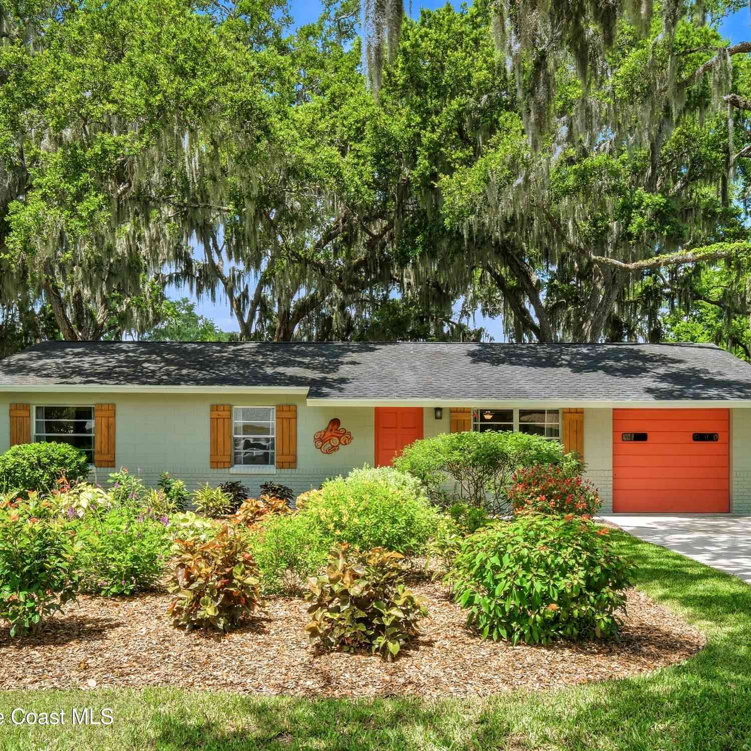 Homes For Sale - 1714 Lime Tree Drive<br/> Edgewater, FL 32132