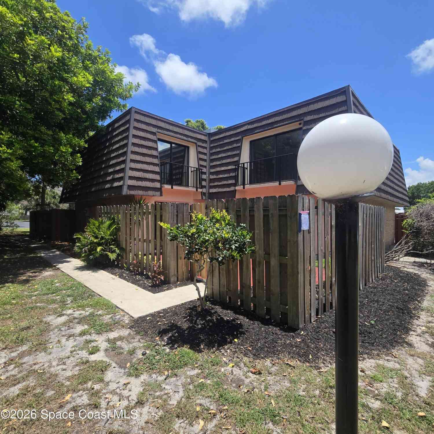 Townhouse For Sale - 4014 Vista Oaks Circle<br/> Melbourne, FL 32905