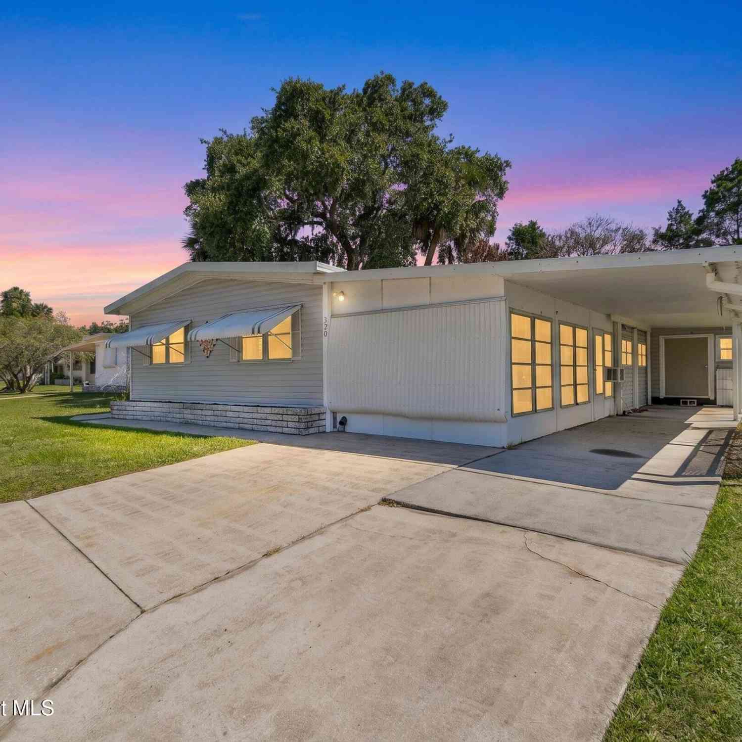 Mobile Home For Sale - 320 Holiday Park Boulevard<br/> Palm Bay, FL 32907