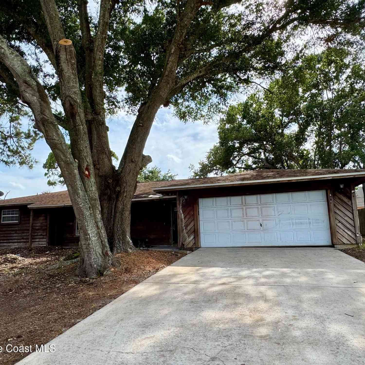 Homes For Sale - 876 Remsen Avenue<br/> Palm Bay, FL 32907