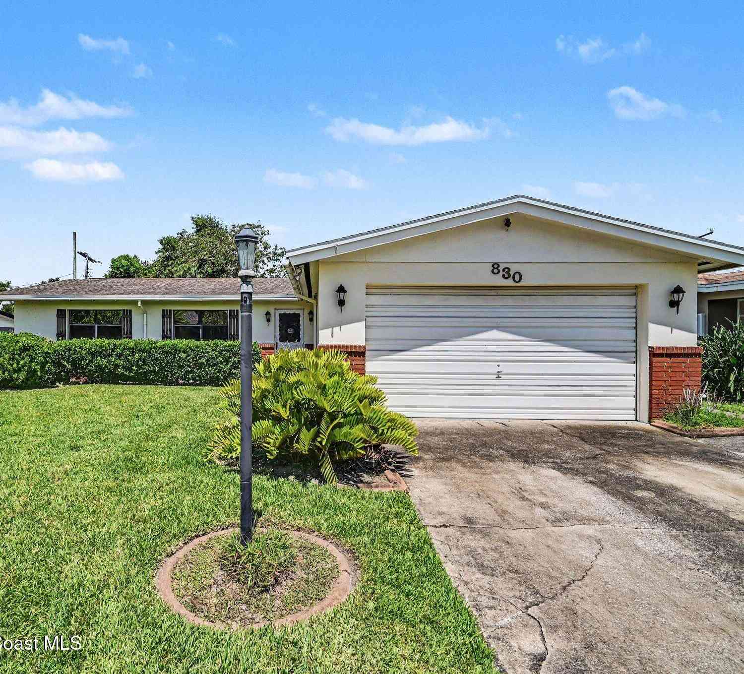 Homes For Sale - 830 Hillcrest Avenue<br/> Titusville, FL 32796