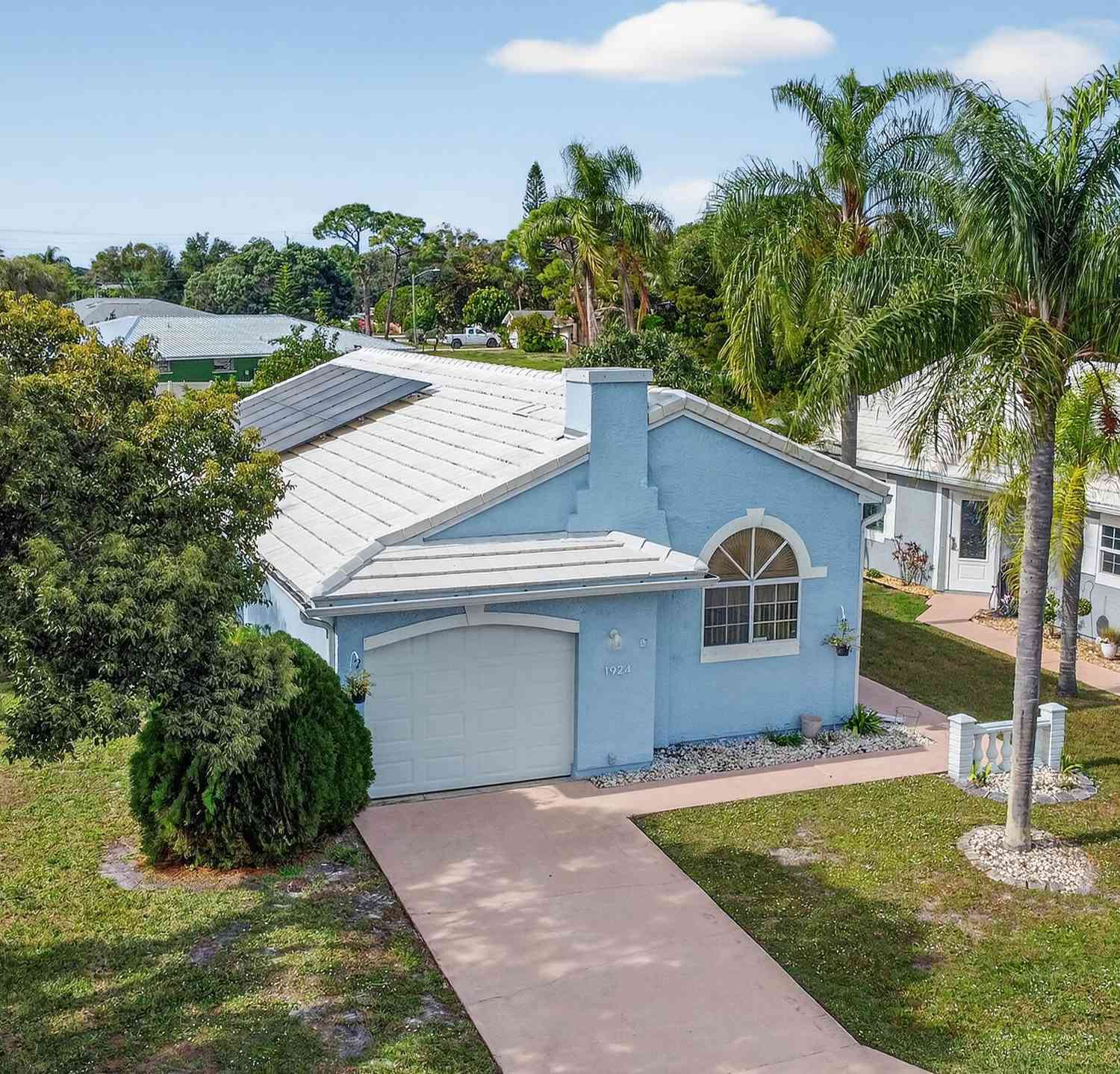Homes For Rent - 1924 Sugarberry Court<br/> Palm Bay, FL 32905