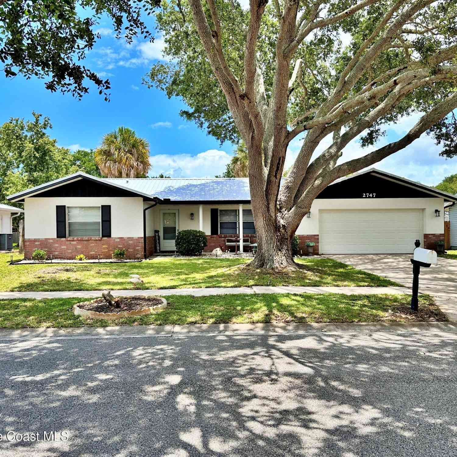 Homes For Sale - 2747 Laura Baugh Drive<br/> Brevard County, Melbourne, FL 32935