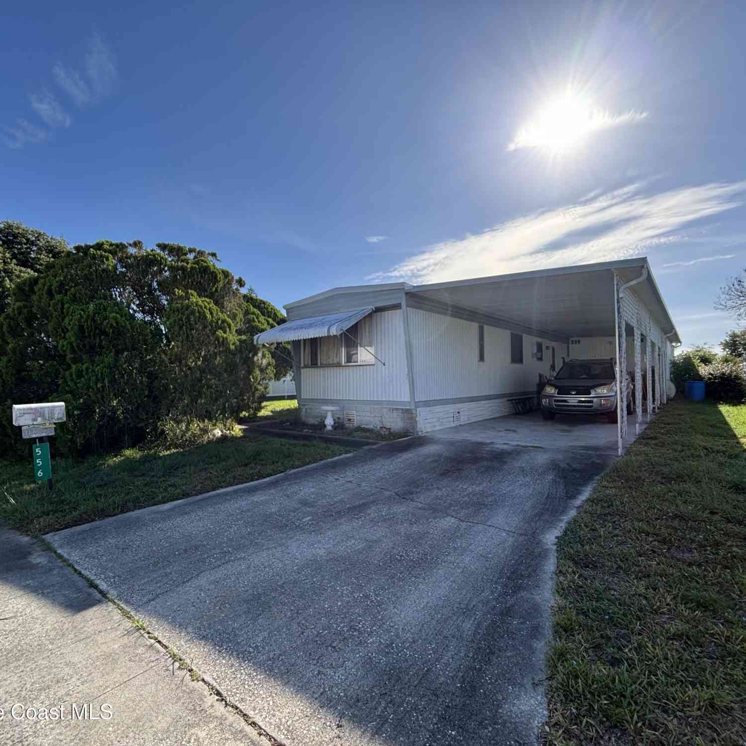 Mobile Home For Sale - 556 Jean Circle<br/> Melbourne, FL 32904