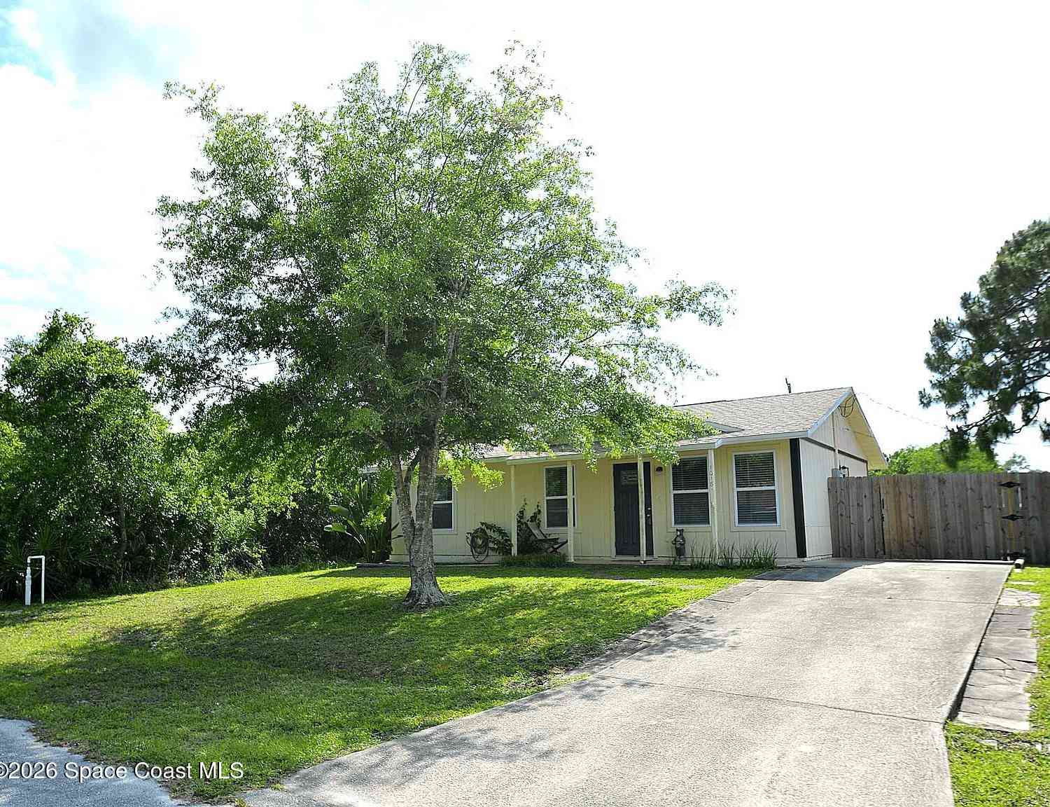 Homes For Rent - 1018 Colonnade Avenue<br/> Palm Bay, FL 32909
