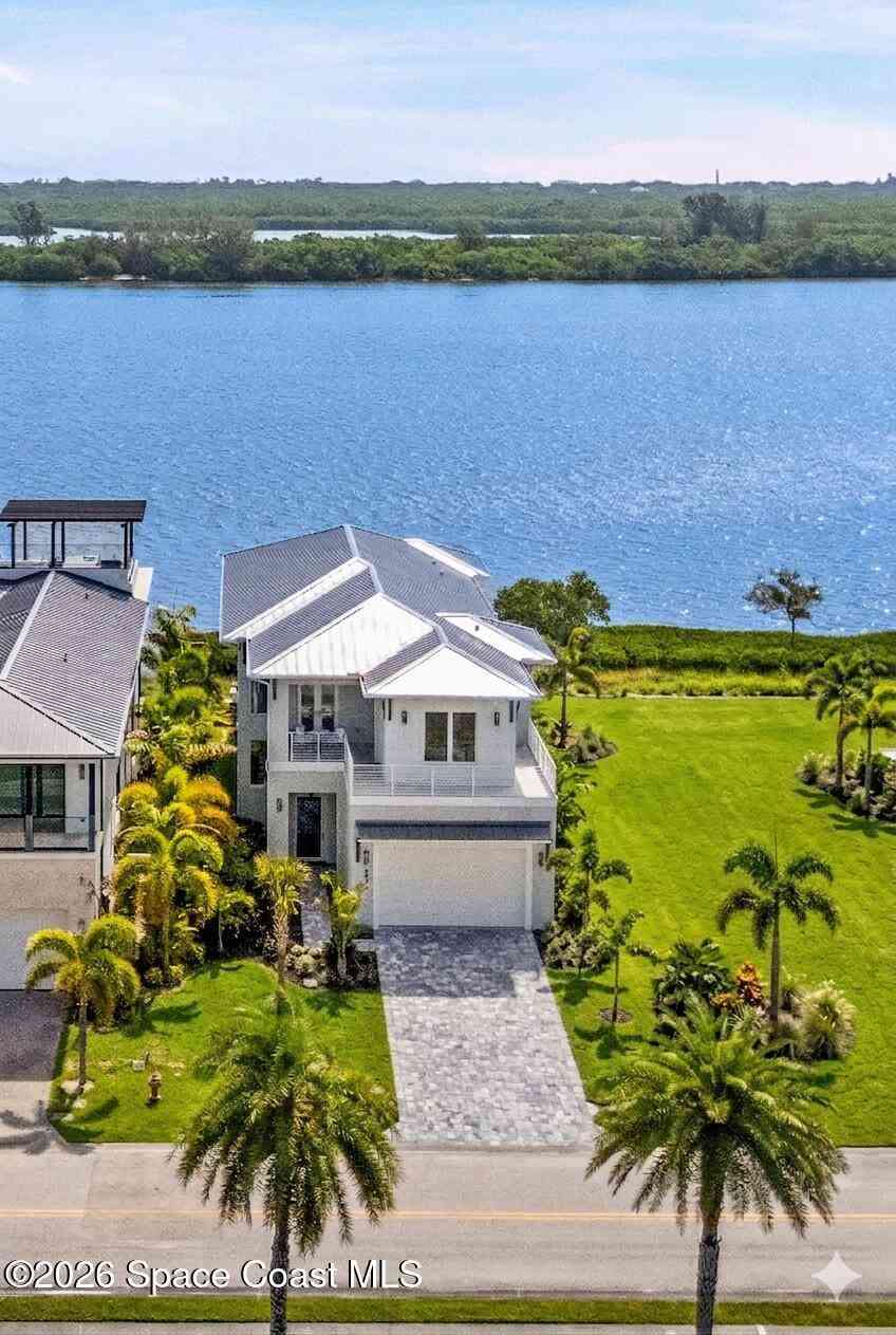 Homes For Sale - 4842 S Harbor Drive<br/> Vero Beach, FL 32967