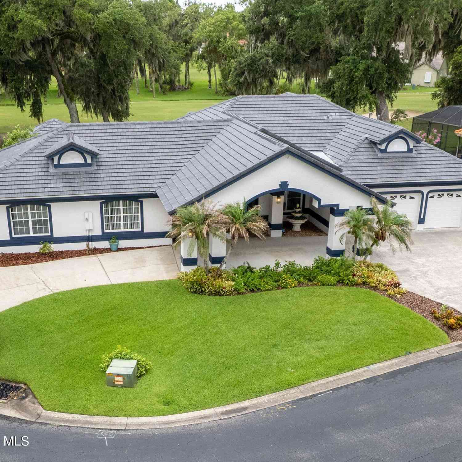 Homes For Sale - 802 Florencia Circle<br/> Brevard County, Titusville, FL 32780