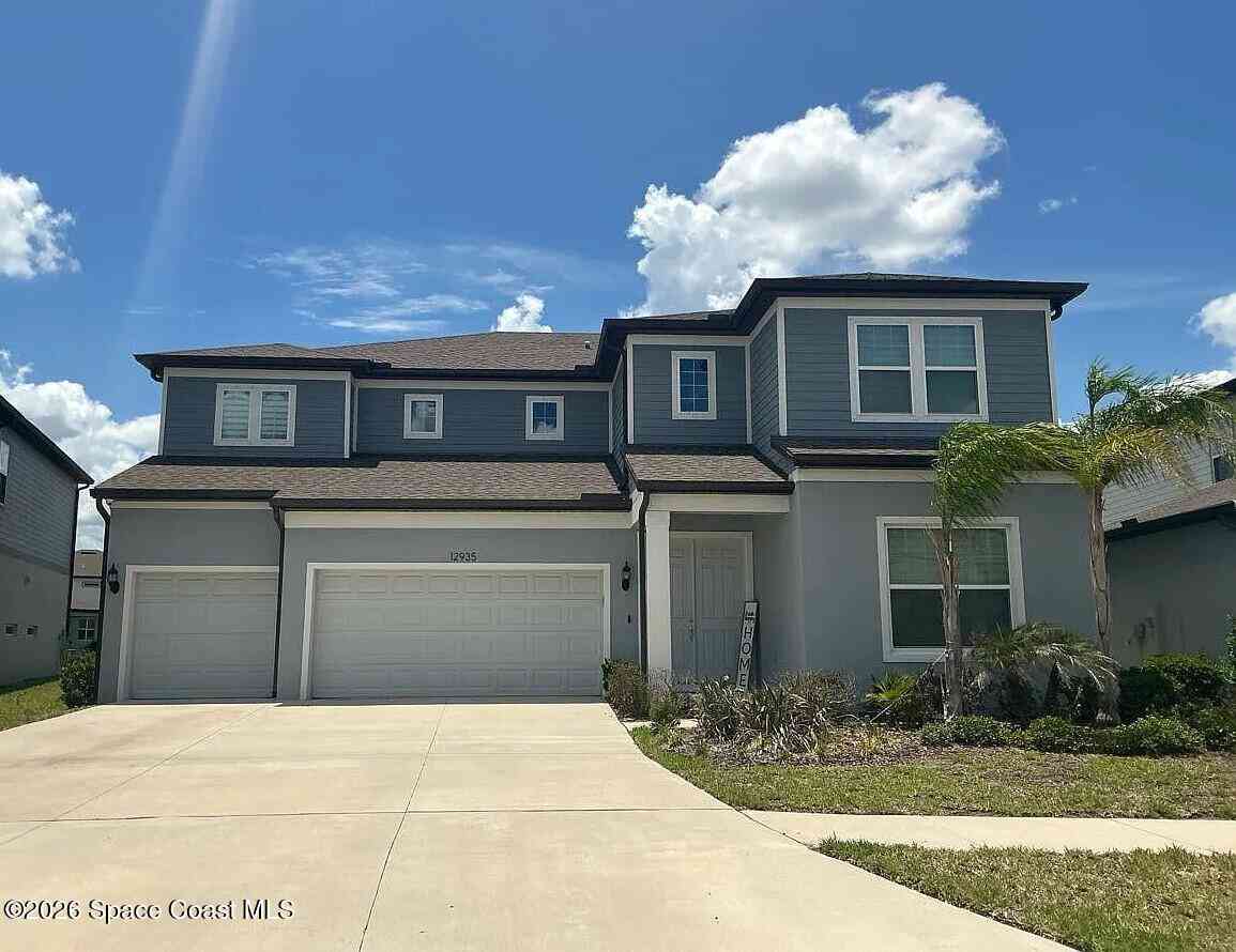 Homes For Sale - 12935 Willow Grove Drive<br/> Riverview, FL 33579