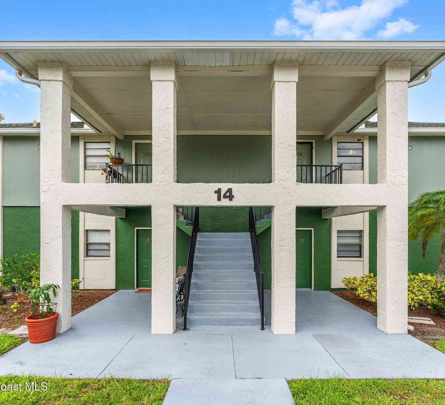 Condo For Sale - 2254 Flower Tree Circle<br/> Melbourne, FL 32935