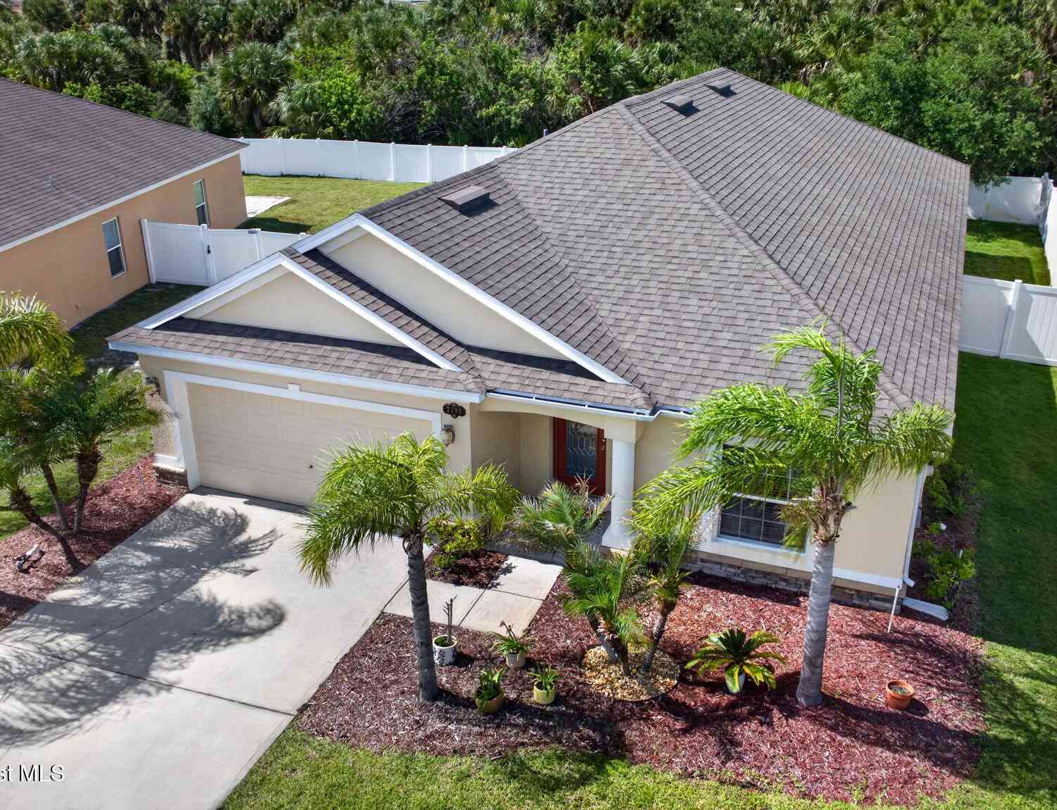 Homes For Sale - 2190 Snapdragon Drive<br/> Palm Bay, FL 32907