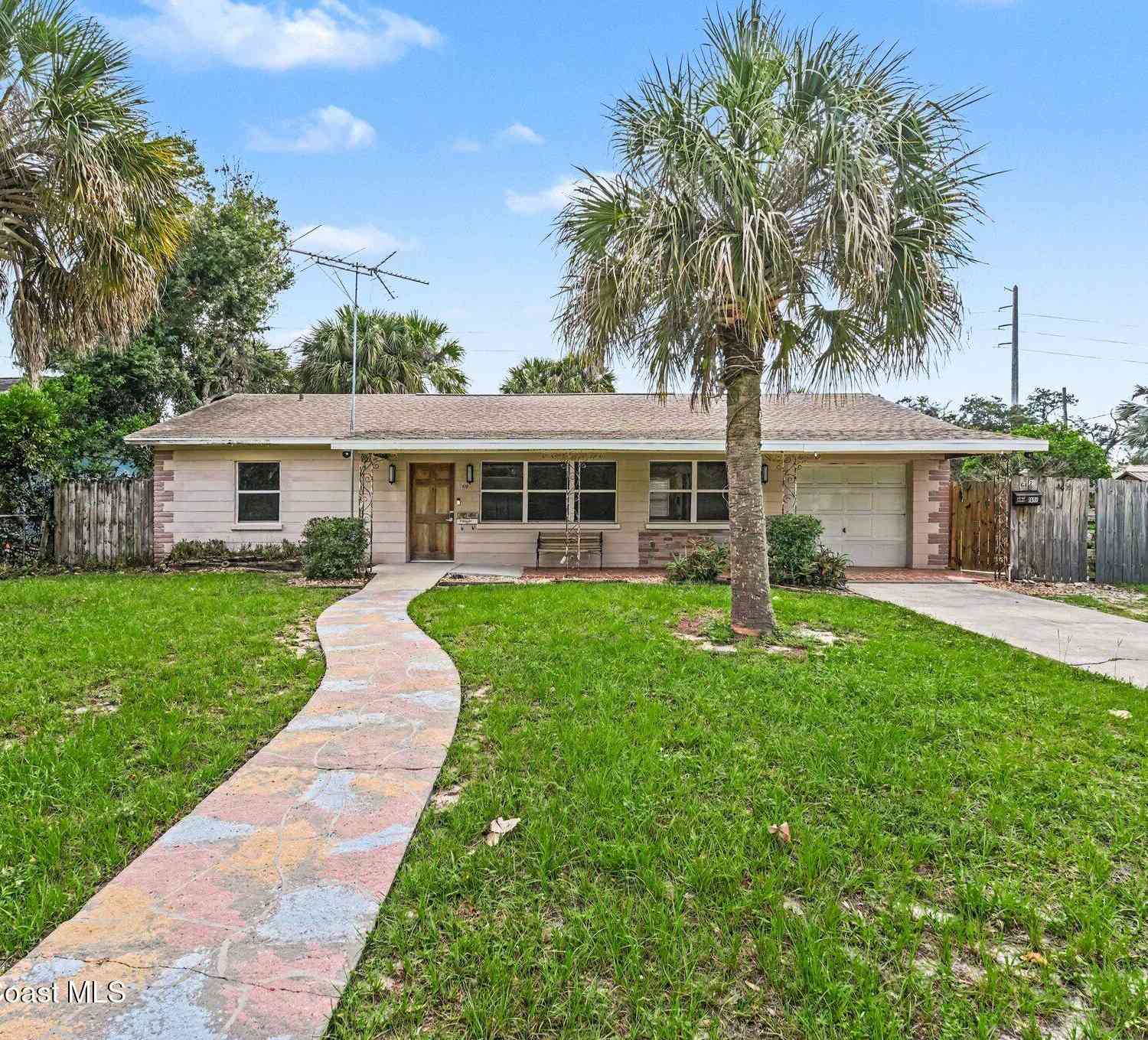 Homes For Sale - 1600 Avocado Avenue<br/> Melbourne, FL 32935