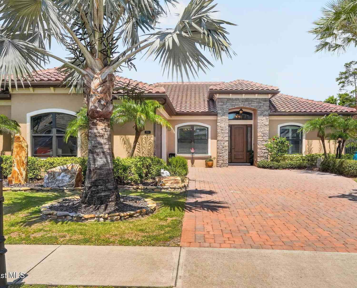 Homes For Sale - 1504 Alto Vista Drive<br/> Melbourne, FL 32940