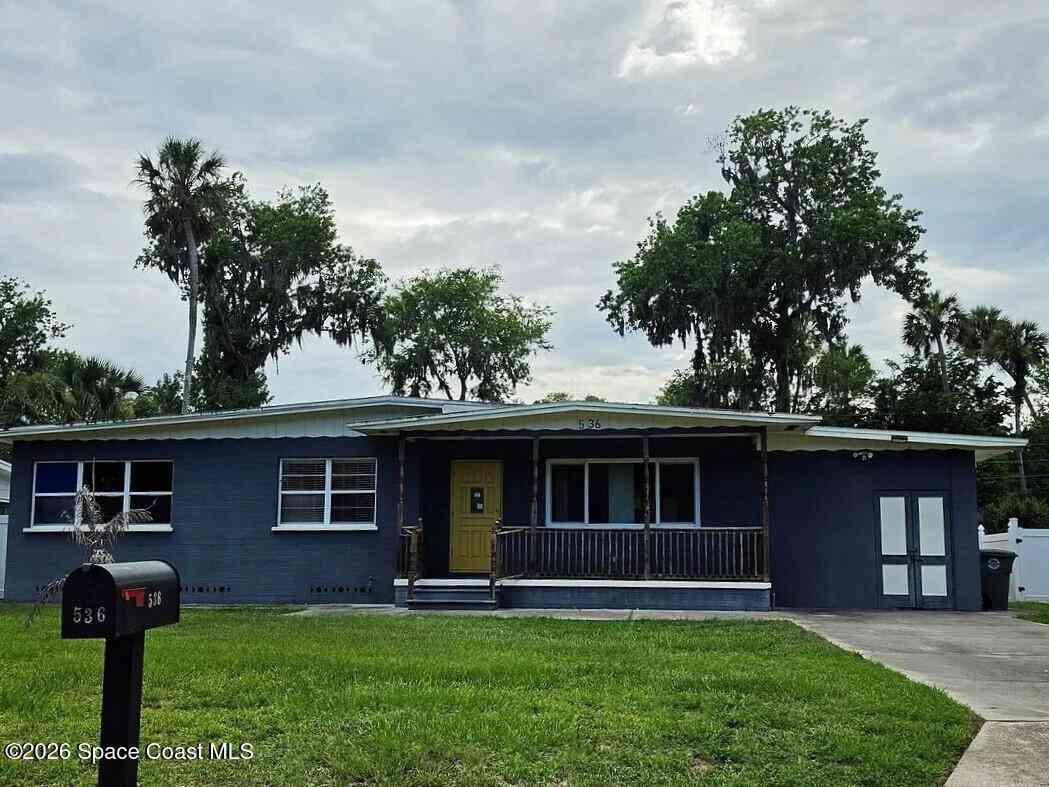 Homes For Sale - 536 S Seneca Boulevard<br/> Daytona Beach, FL 32114