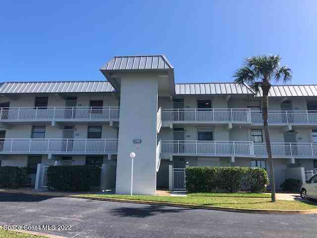 Condo For Rent - 2101 S Atlantic Avenue #309<br/> Cocoa Beach, FL 32931