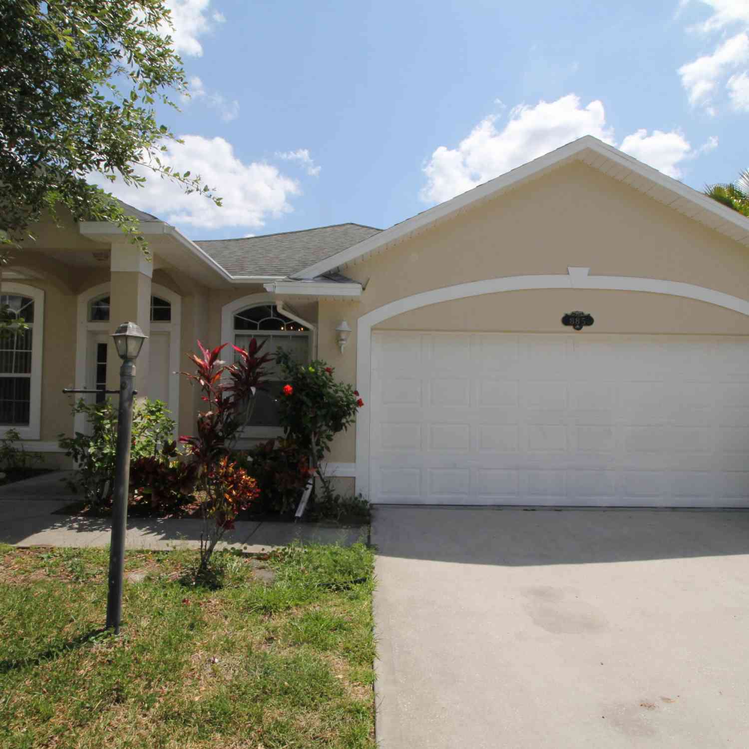 Homes For Rent - 885 Tavernier Circle<br/> Palm Bay, FL 32905