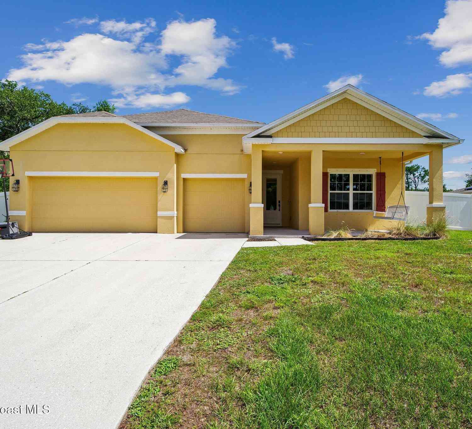 Homes For Sale - 5160 Carter Street<br/> Cocoa, FL 32927