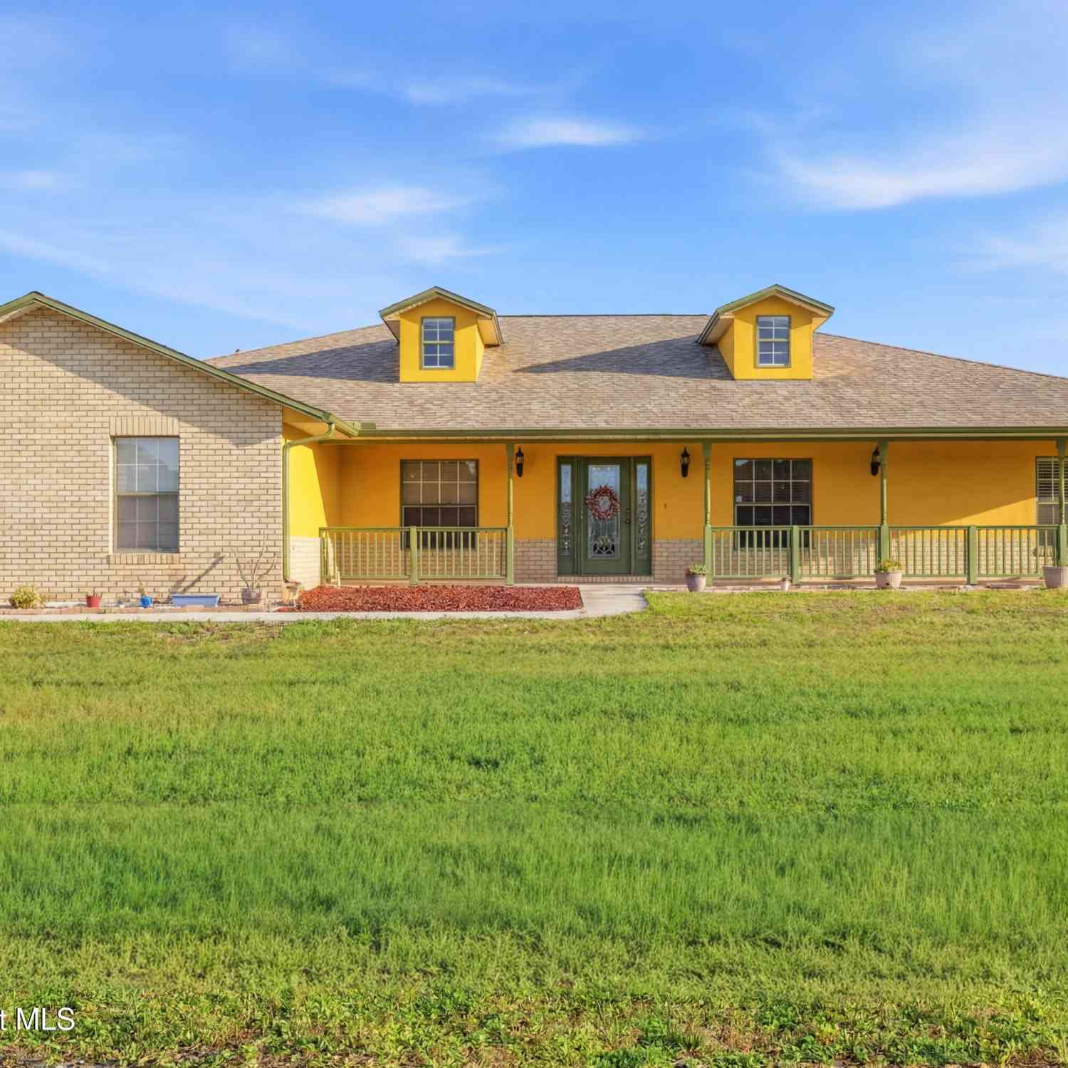 Homes For Sale - 2830 Landry Avenue<br/> Palm Bay, FL 32909