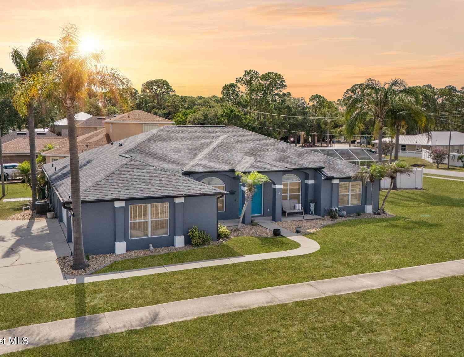 Homes For Sale - 5002 Bogey Place<br/> Cocoa, FL 32927