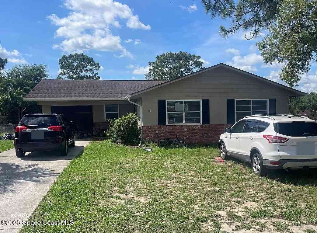 Homes For Sale - 445 Spring Drive<br/> Ocala, FL 34472