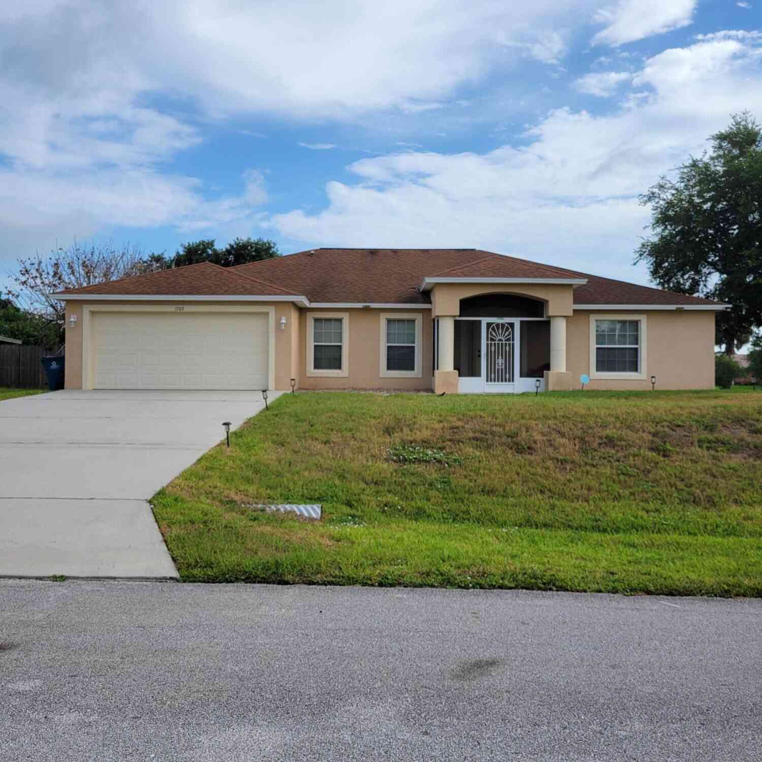 Homes For Sale - 1703 Valcourt Street<br/> Palm Bay, FL 32907
