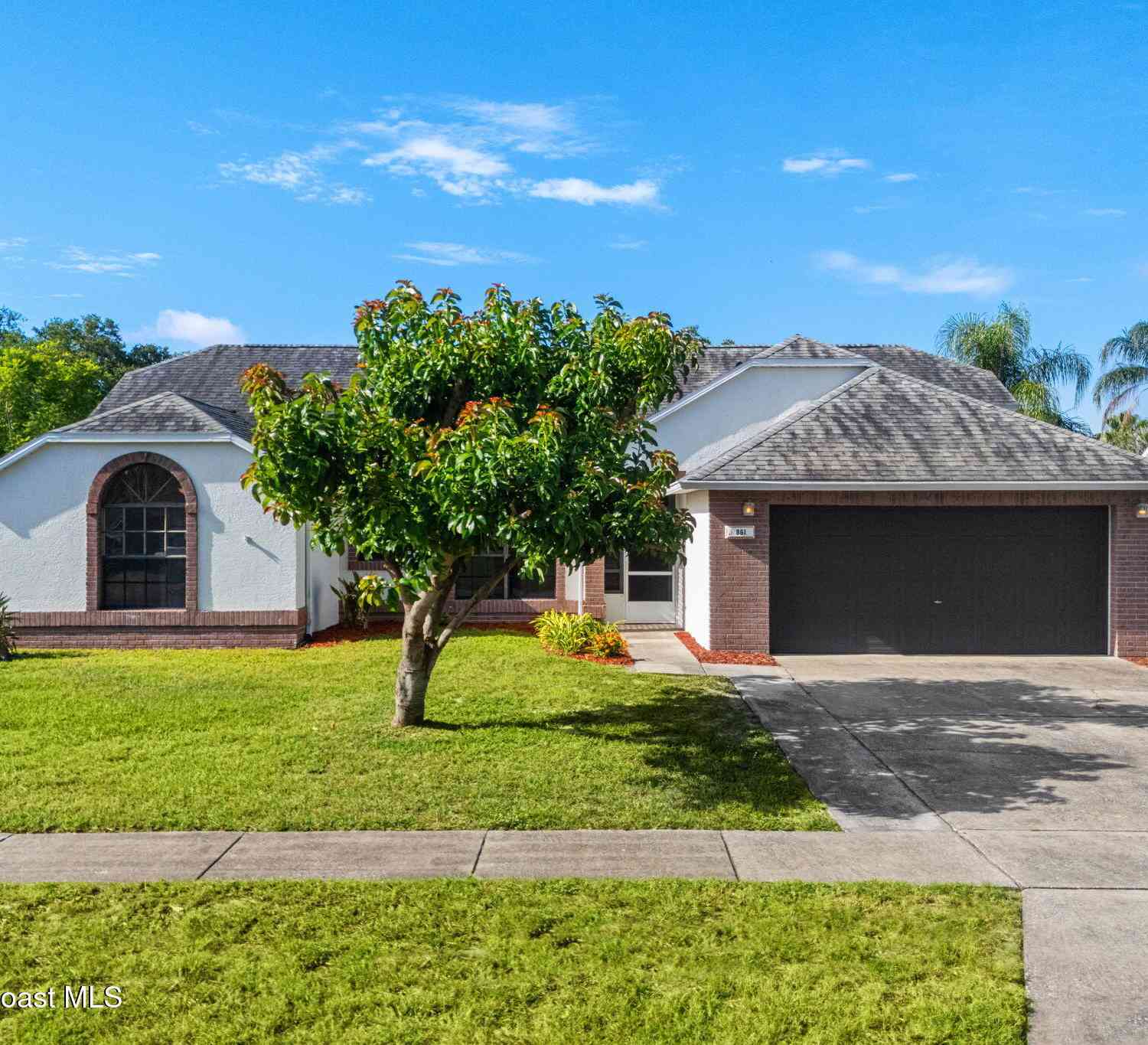 Homes For Sale - 861 Yorktowne Drive<br/> Rockledge, FL 32955