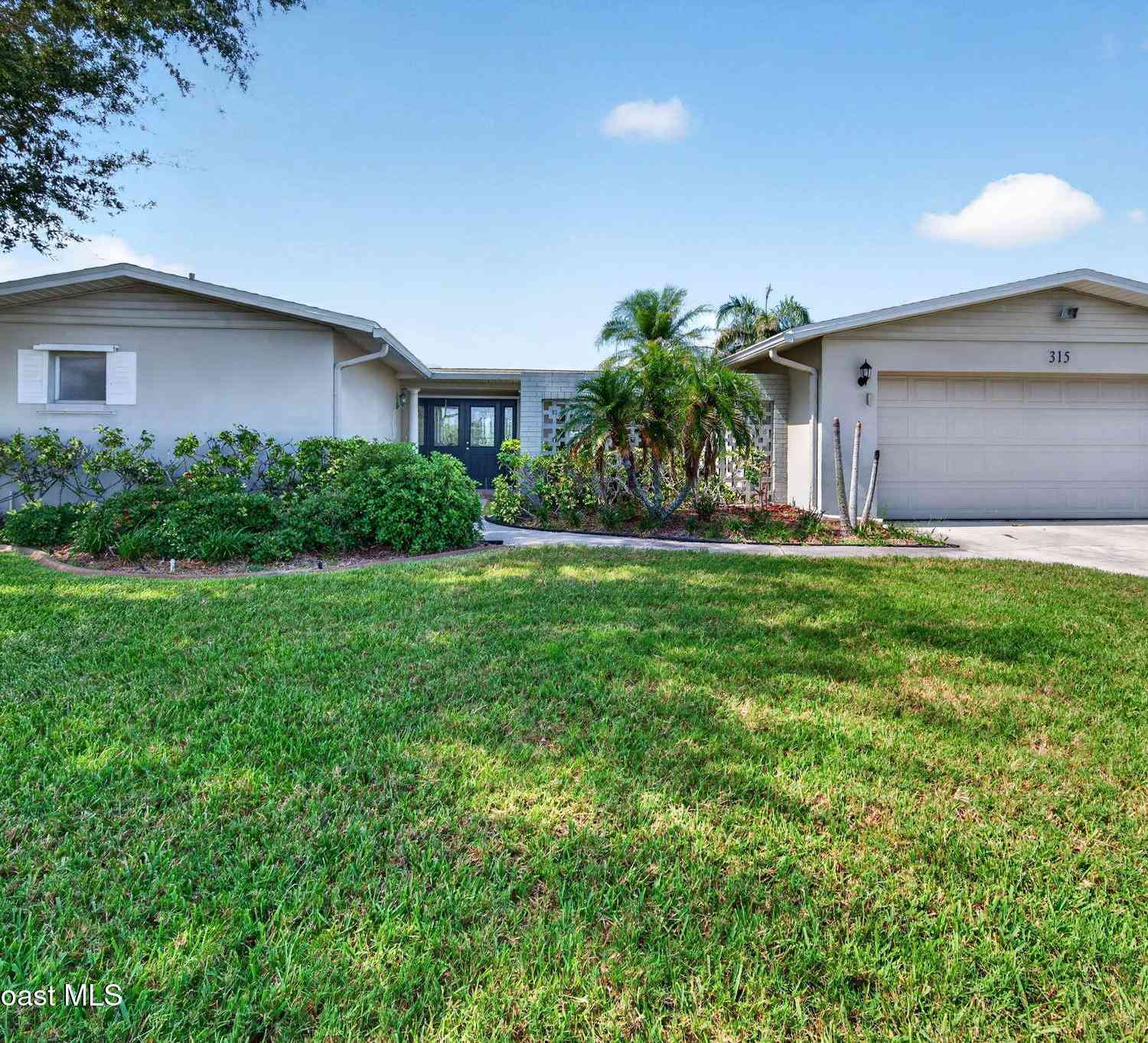 Homes For Sale - 315 Ursa Avenue<br/> Merritt Island, FL 32953