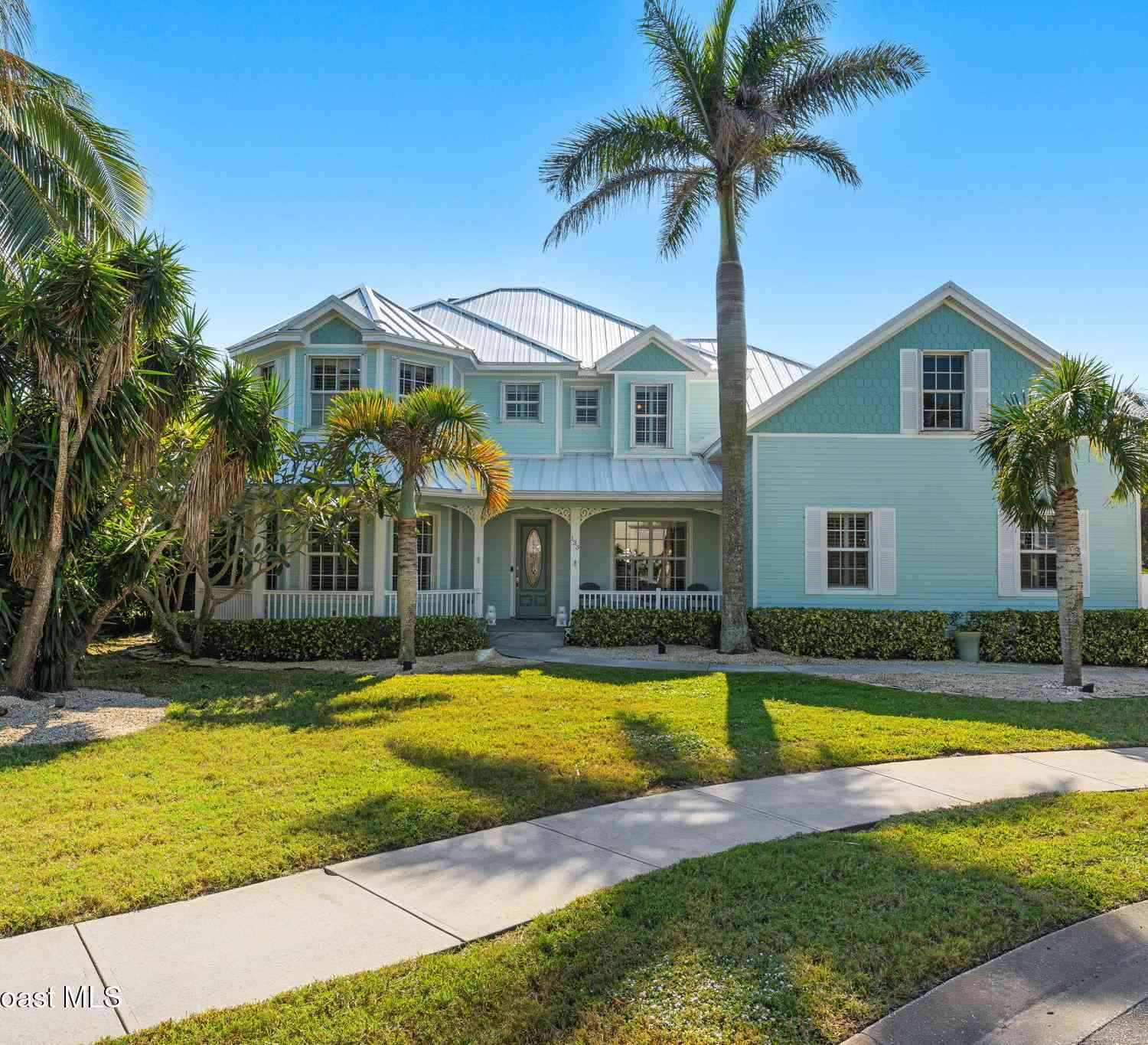 Homes For Sale - 133 Windemere Place<br/> Melbourne Beach, FL 32951
