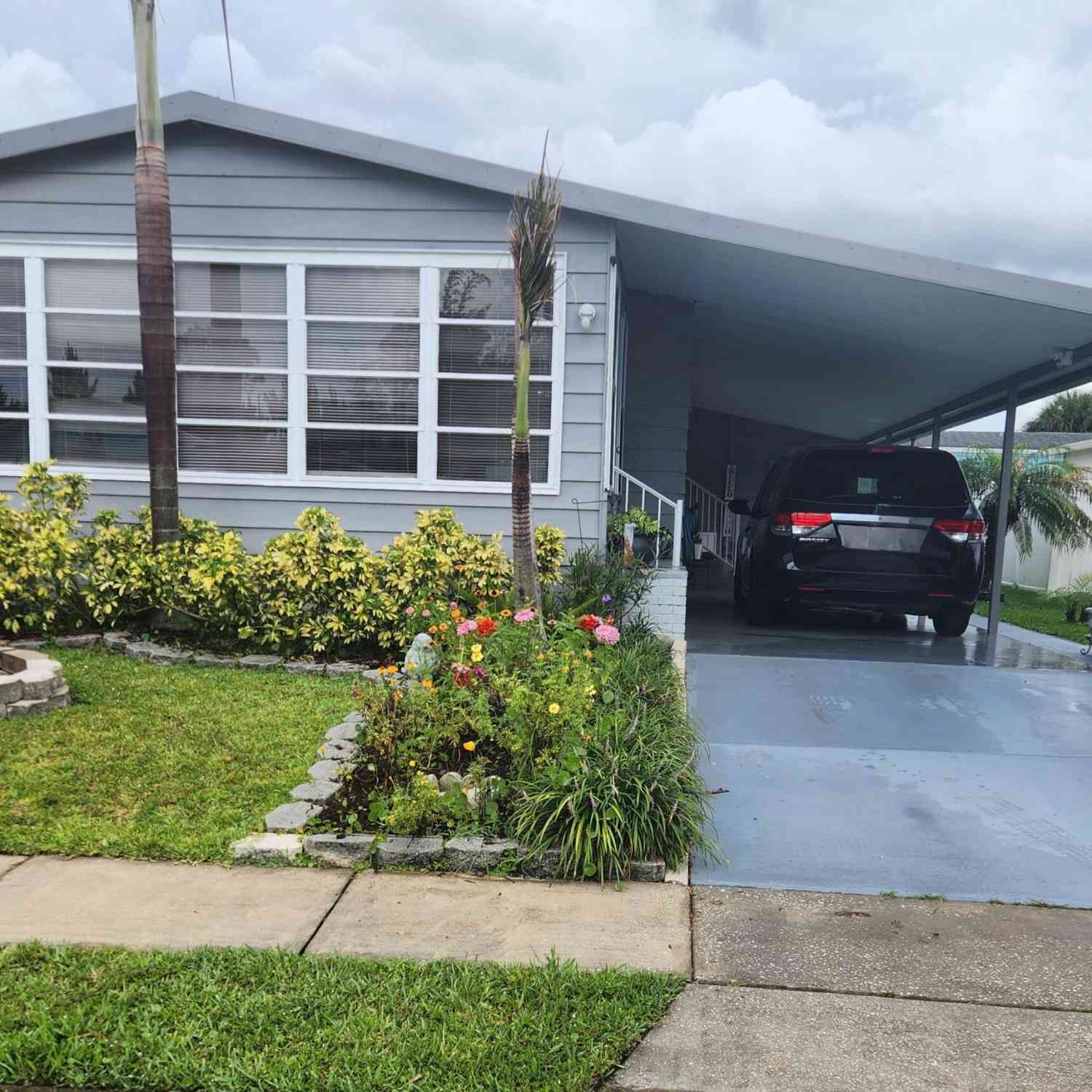 Mobile Home For Sale - 2310 Coconut Palm Drive<br/> Palm Bay, FL 32905