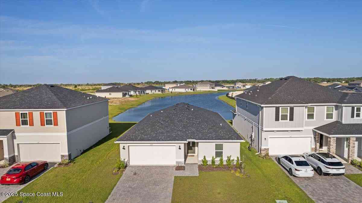 Homes For Rent - 527 Glaspell Circle<br/> Palm Bay, FL 32909