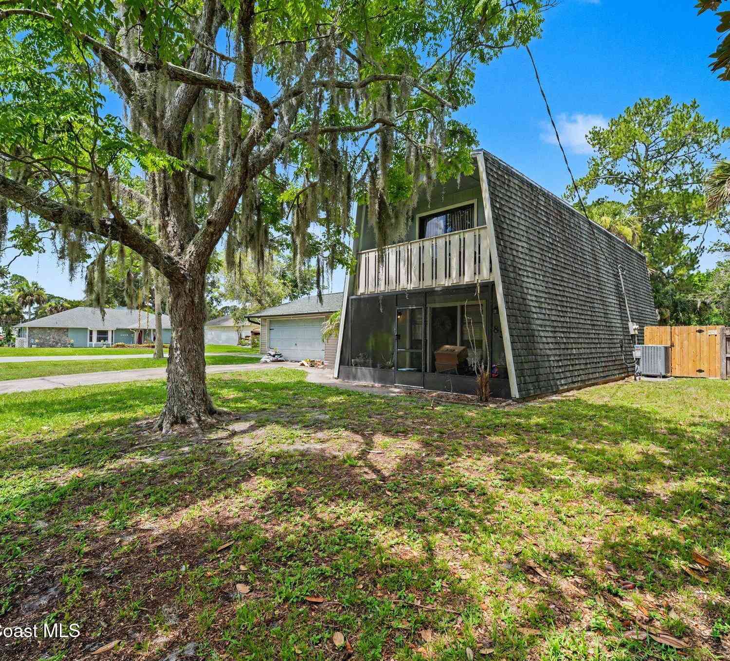 Homes For Sale - 6830 Bright Avenue<br/> Cocoa, FL 32927