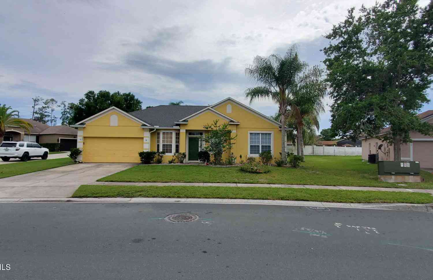 Homes For Rent - 2741 Woodstream Circle<br/> Kissimmee, FL 34743