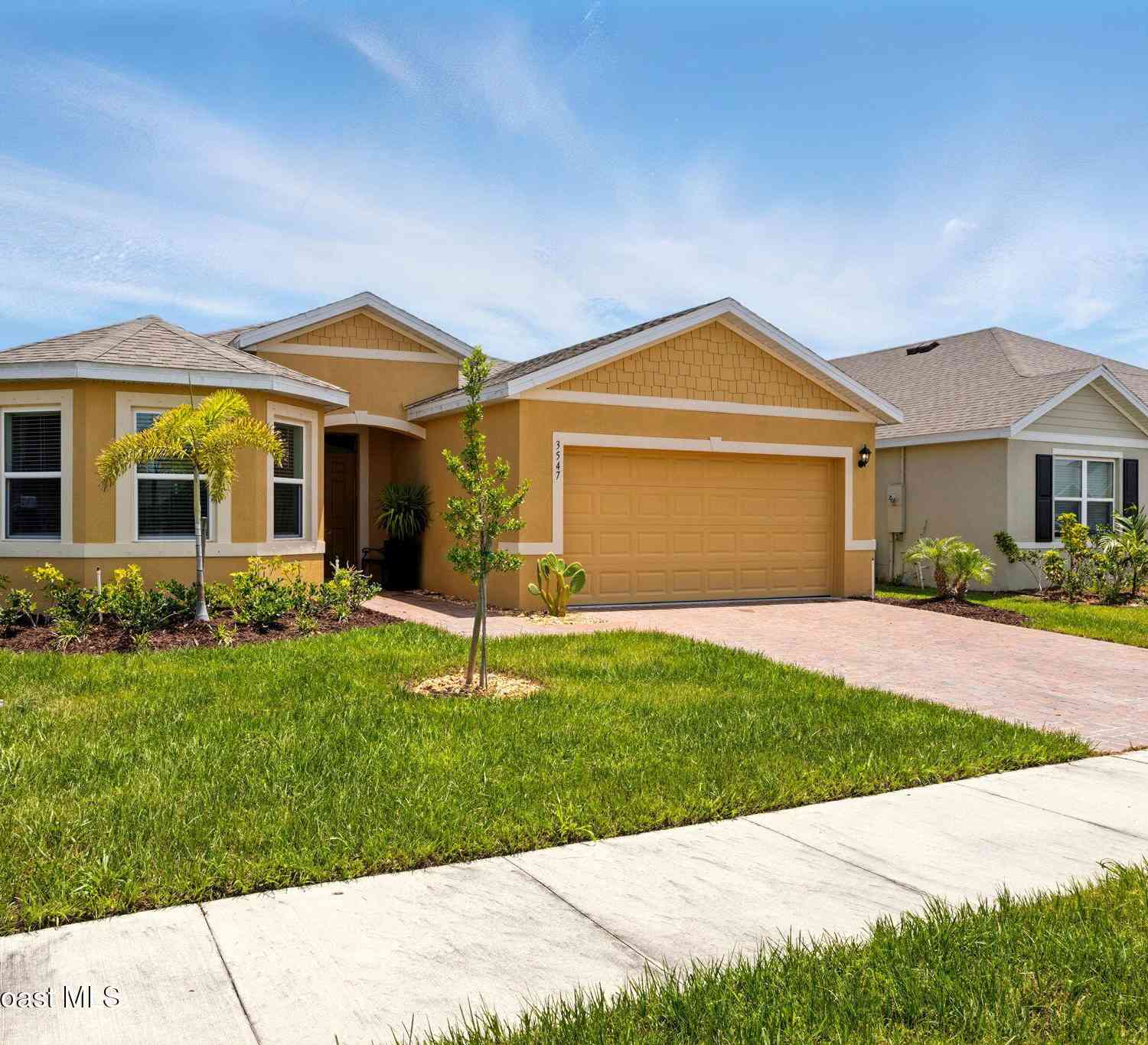 Homes For Sale - 3547 Aberdeen Drive<br/> Palm Bay, FL 32909