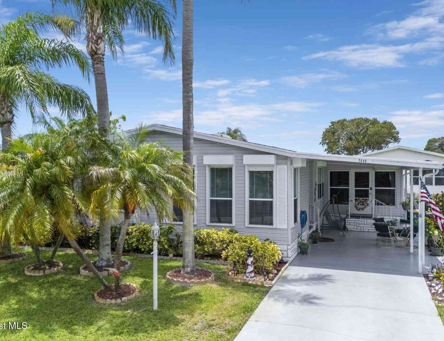 Mobile Home For Sale - 7648 Kyak Court #Q16<br/> Brevard County, Micco, FL 32976