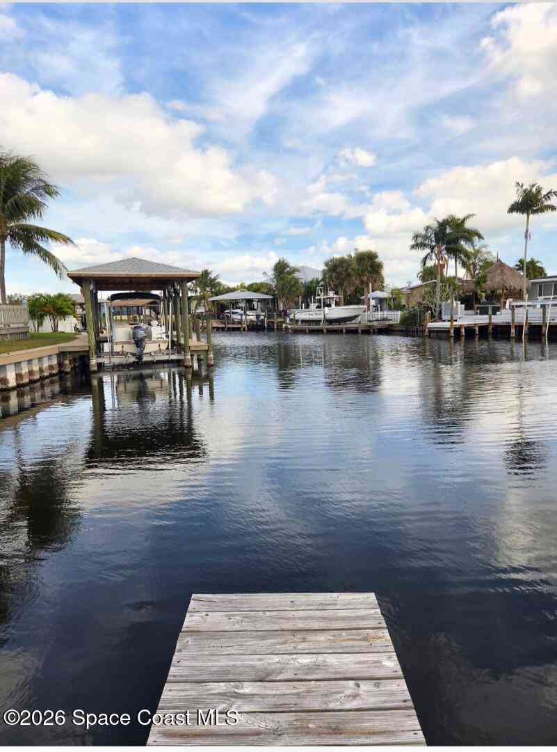 Homes For Sale - 1580 Mercury Street<br/> Merritt Island, FL 32953
