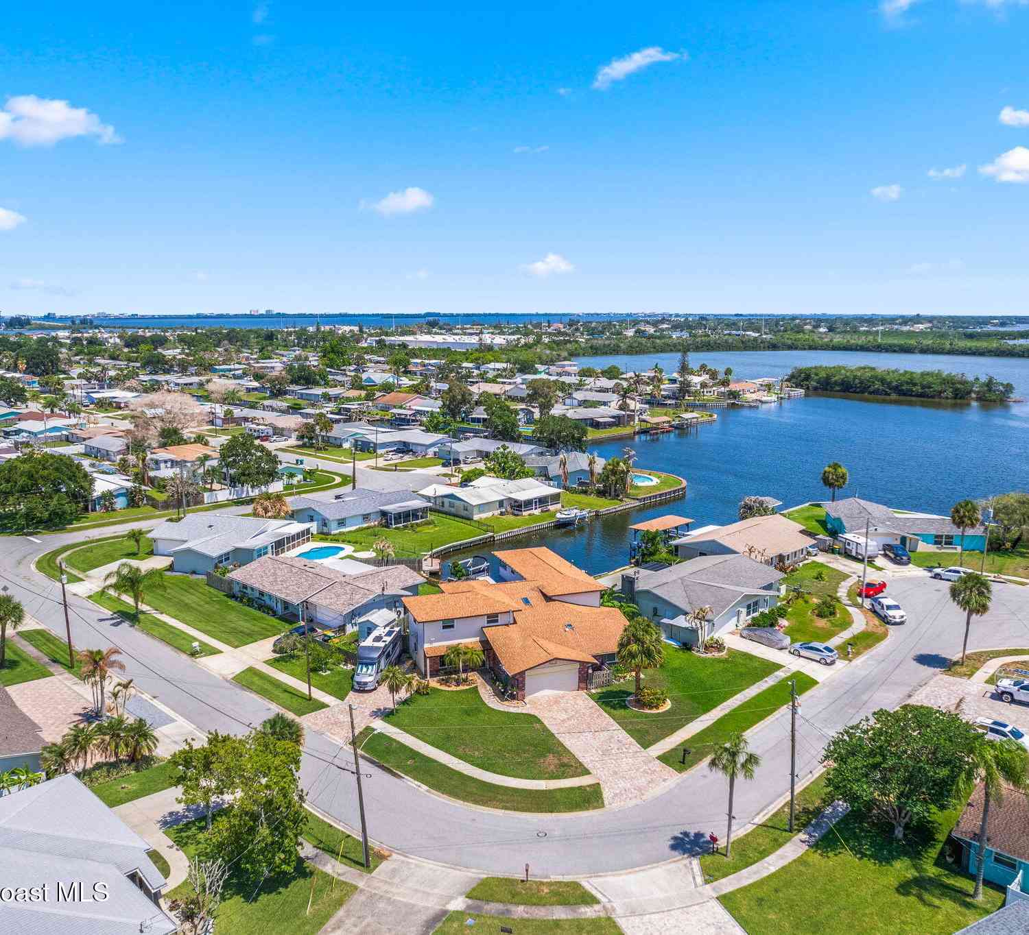 Homes For Sale - 1275 Island Drive<br/> Merritt Island, FL 32952