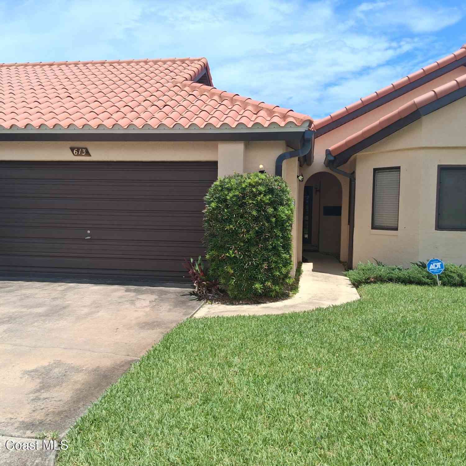 Townhouse For Rent - 613 Manatee Drive<br/> Satellite Beach, FL 32937