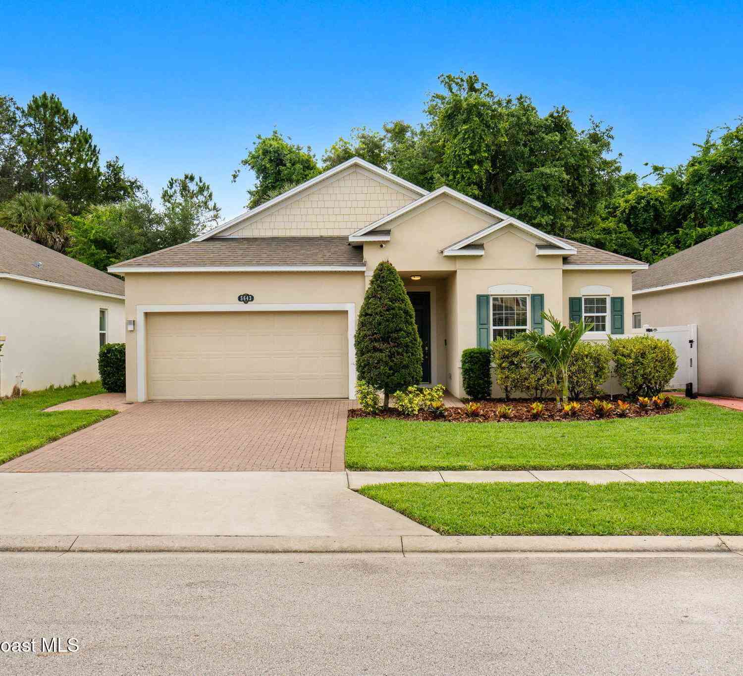 Homes For Sale - 5643 Reagan Avenue<br/> Brevard County, Titusville, FL 32780