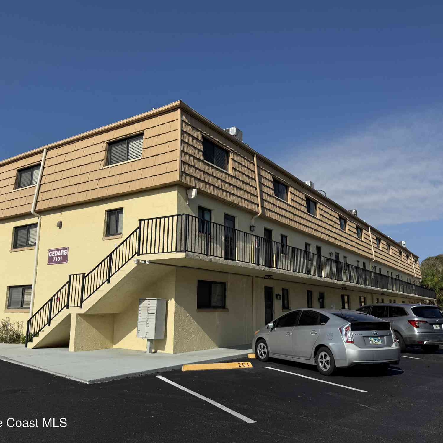 Condo For Rent - 7101 Ridgewood Avenue #203<br/> Cape Canaveral, FL 32920