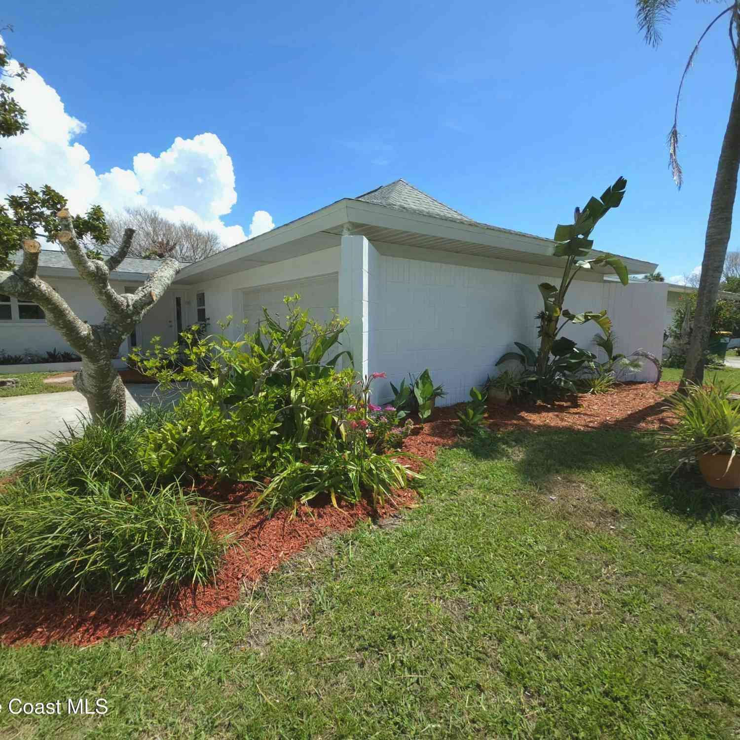 Homes For Sale - 160 June Drive<br/> Cocoa Beach, FL 32931