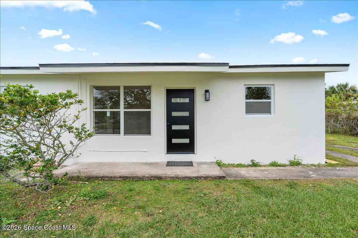 Homes For Rent - 301 W Rutgers Street<br/> Melbourne, FL 32901