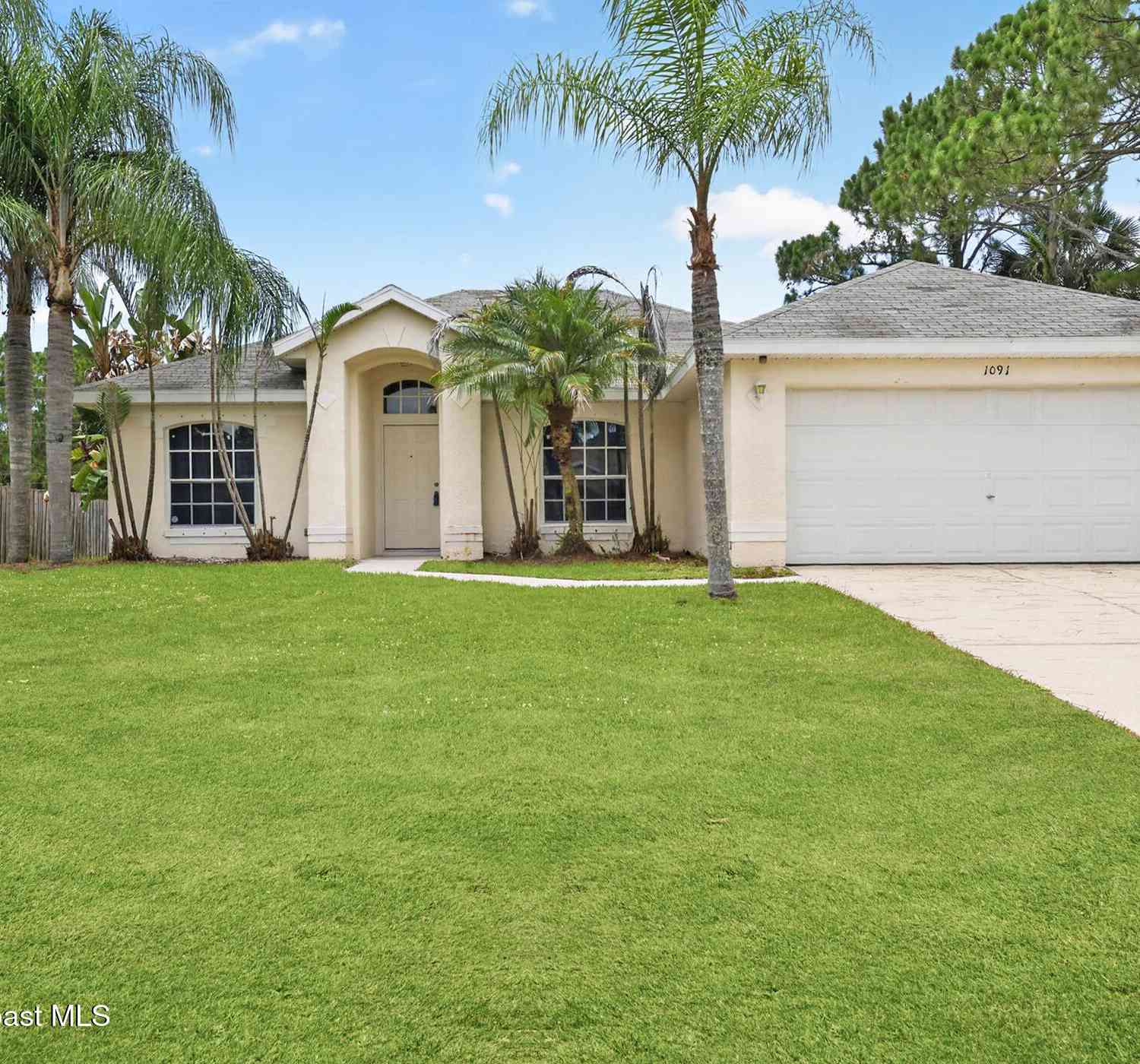 Homes For Sale - 1091 Ray Road<br/> Palm Bay, FL 32909