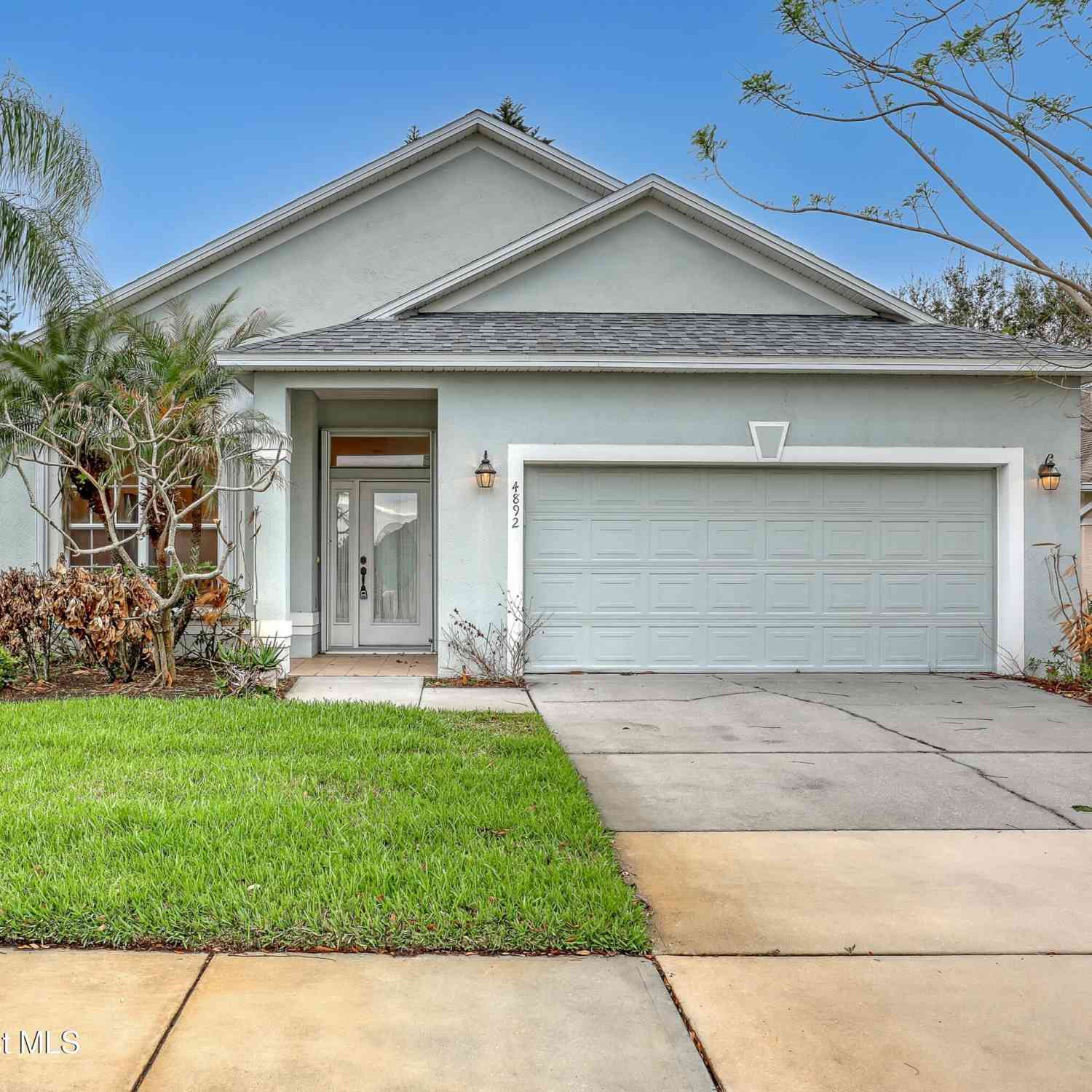Homes For Sale - 4892 Outlook Drive<br/> Melbourne, FL 32940