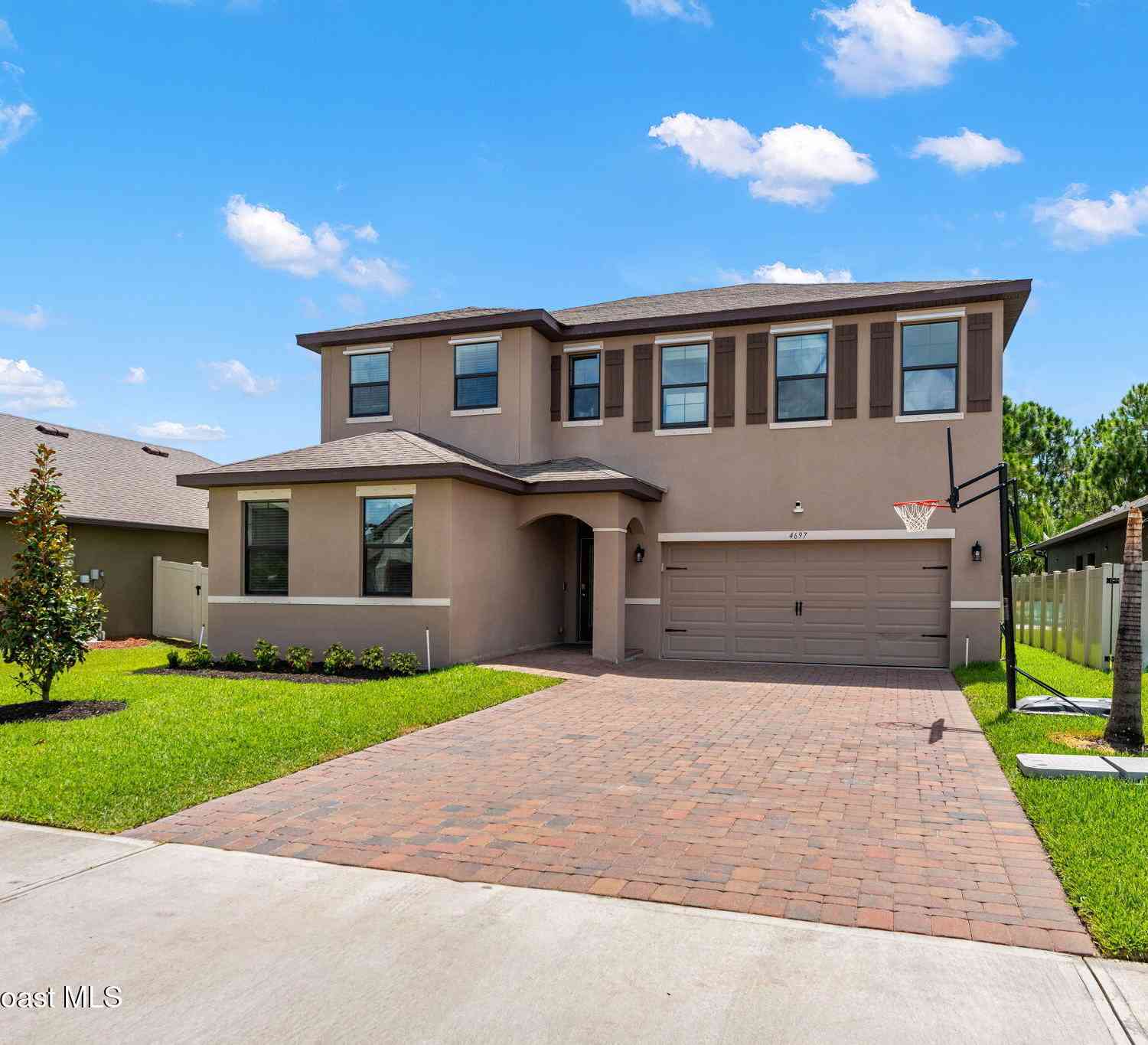Homes For Sale - 4697 Broomsedge Circle<br/> West Melbourne, FL 32904
