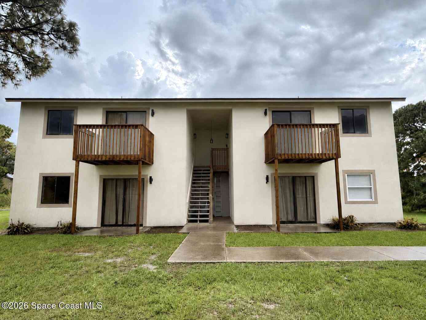 Apartment For Rent - 2624 Tree Ridge Lane<br/> Palm Bay, FL 32905