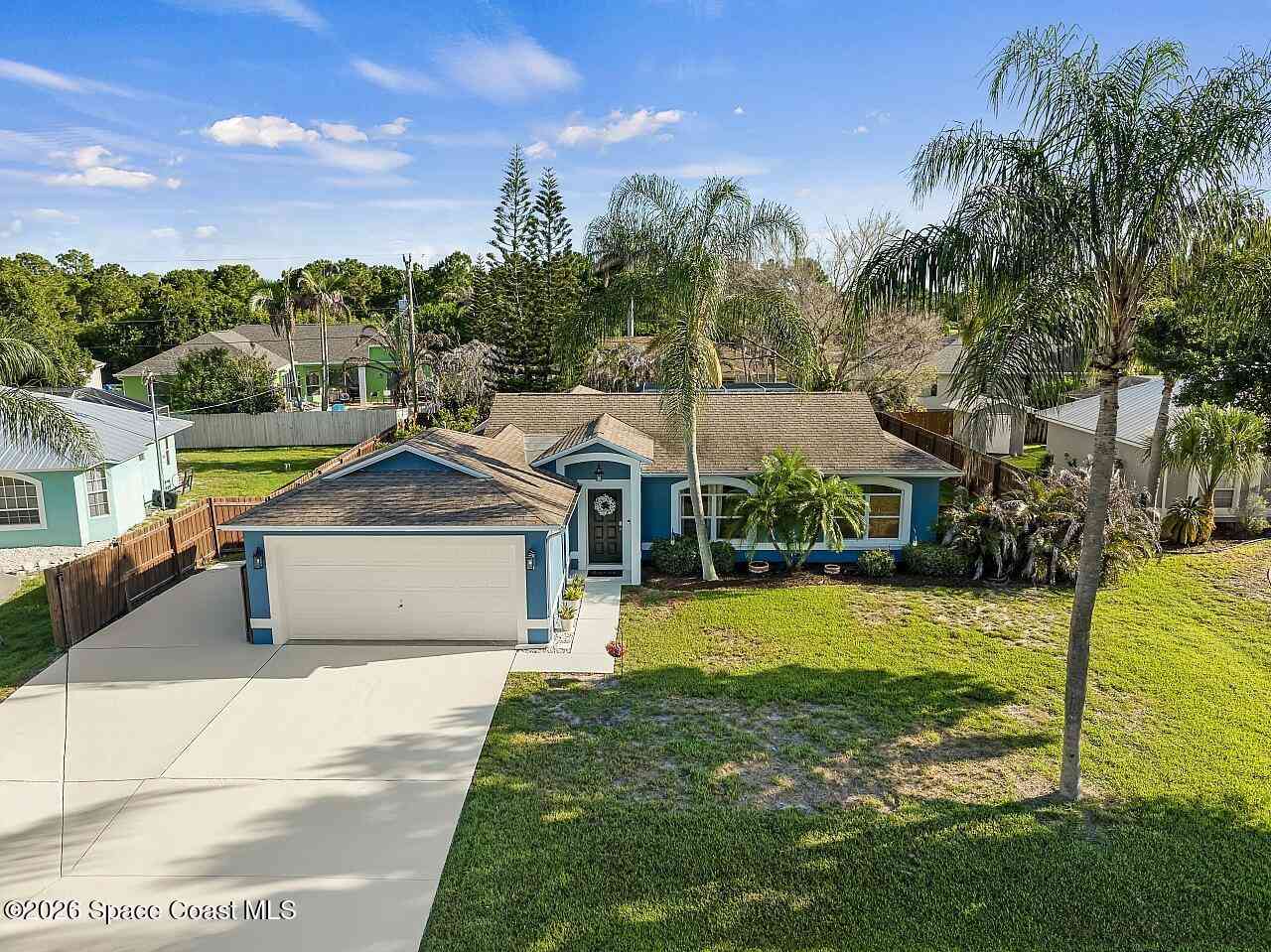 Homes For Sale - 113 Justine Drive<br/> Indian River County, Sebastian, FL 32958