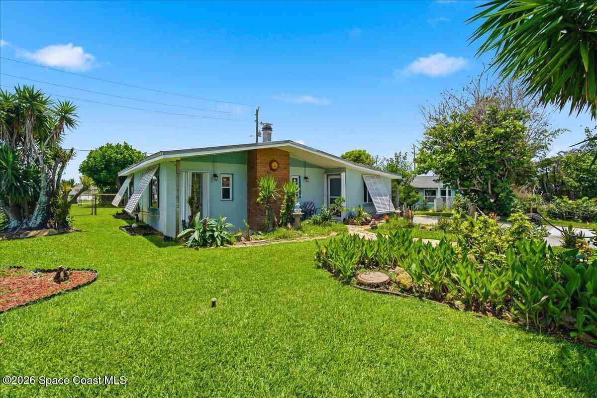 Homes For Sale - 241 Avenida Central<br/> Indialantic, FL 32903