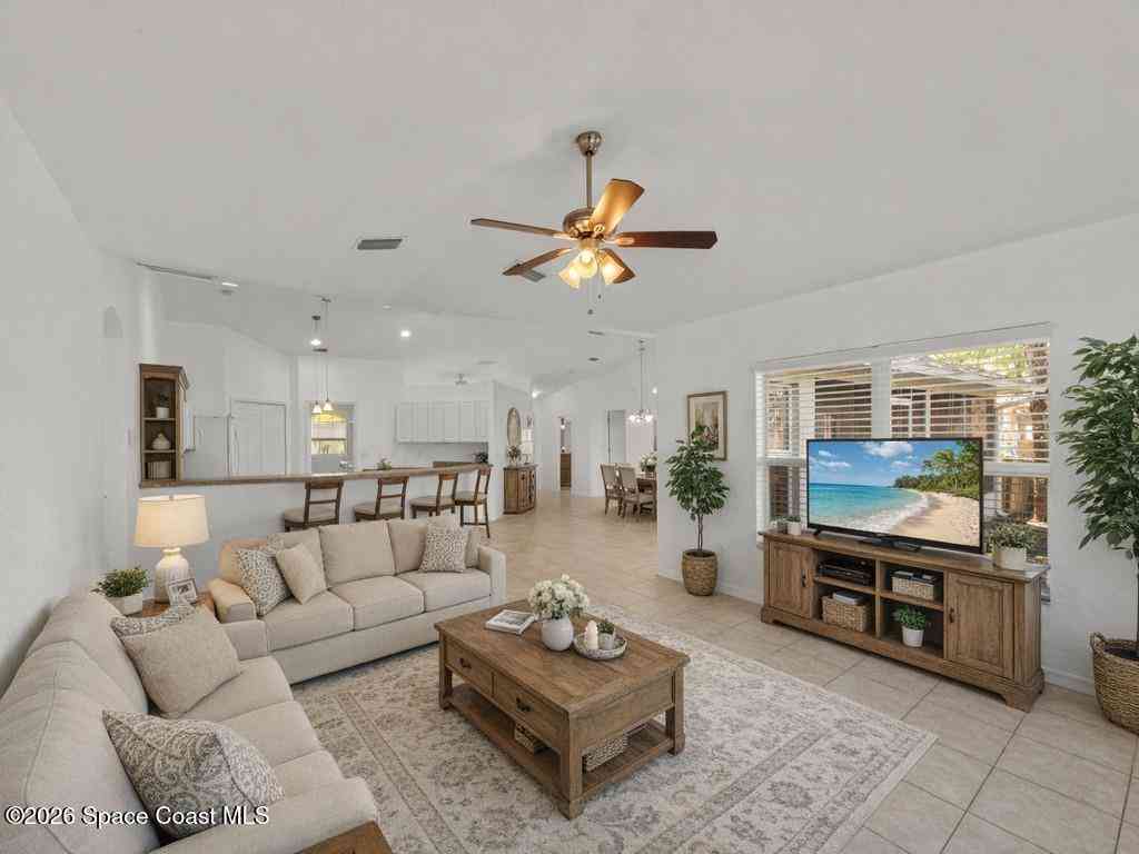 Homes For Sale - 619 Carnival Terrace<br/> Indian River County, Sebastian, FL 32958